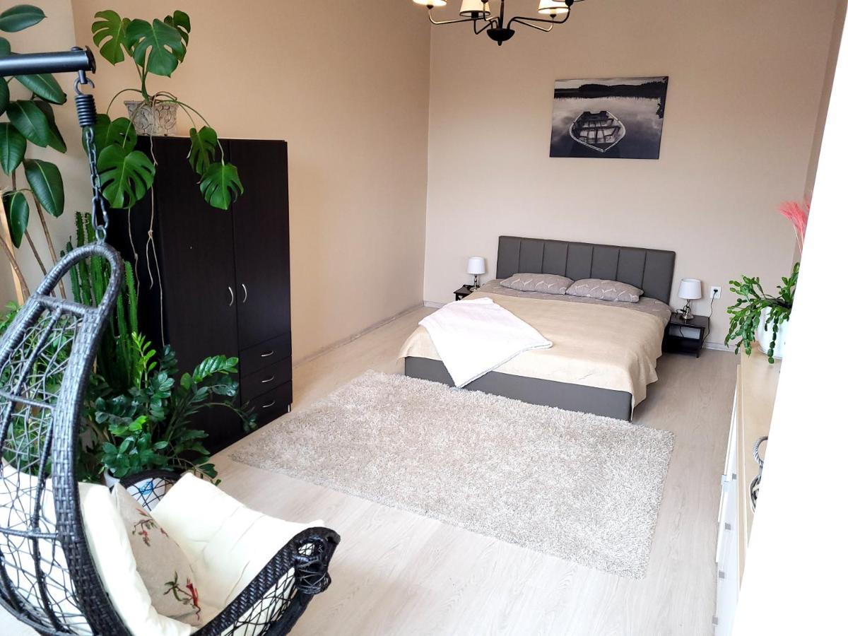 Cozy 2 Room Apartment In The Oldtown Of Klaipėda Exterior foto